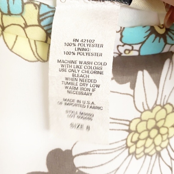 Michele White Floral Asymmetrical Summery Skirt - Picture 8 of 9